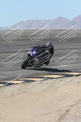 media/Oct-13-2025-Moto Forza (Mon) [[a66d839500]]/4-C Group/Session 2 (Bowl)/